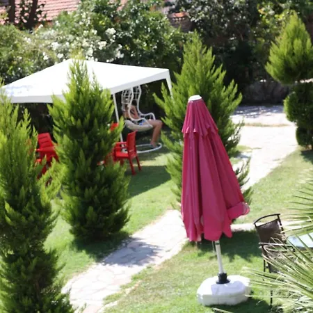 Antik Manastir Butik Hotel *