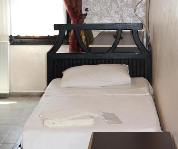 Antik Manastir Butik * Edremit